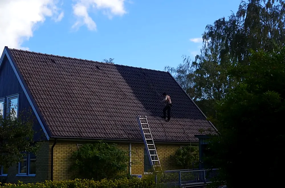 Takvård i Växjö och närliggande orter – exempel på utfört arbete